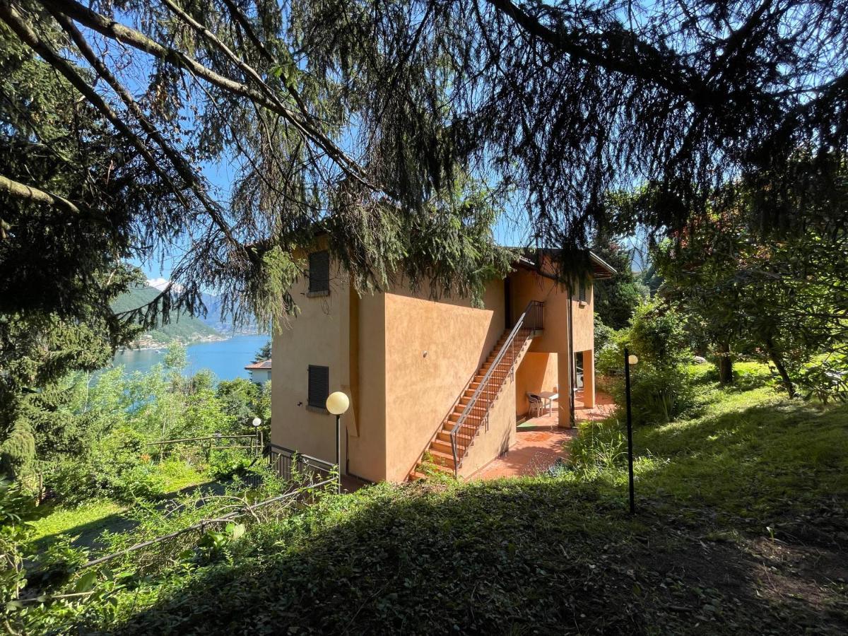 Appartamento Lake View Di Villa Giuliana Сульцано Экстерьер фото