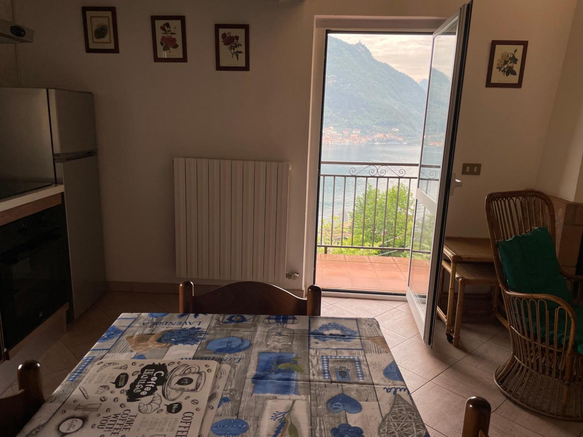 Appartamento Lake View Di Villa Giuliana Сульцано Экстерьер фото